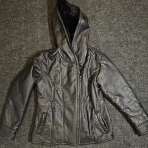 Vintage wilsons Leather hooded coat. super soft inside. womans L